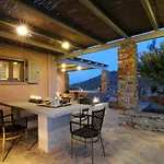 Thalatta Thalatta Villa