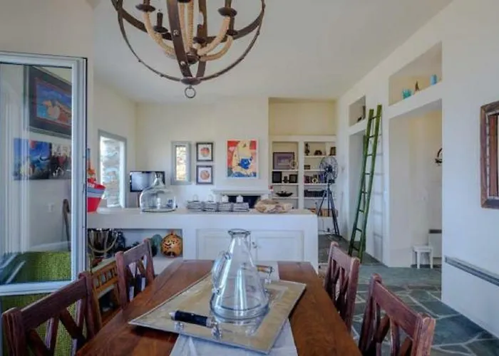 Thalatta Thalatta Villa *